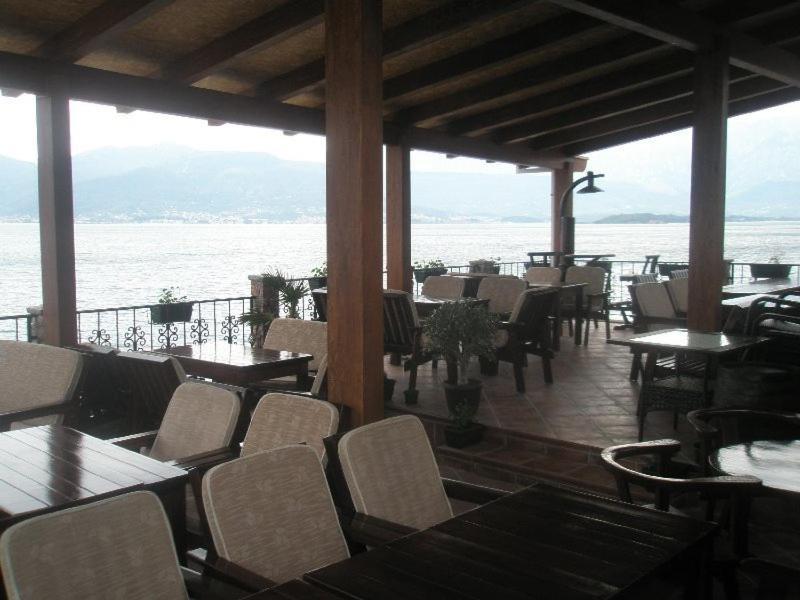 Hotel Anderba Krasići Buitenkant foto
