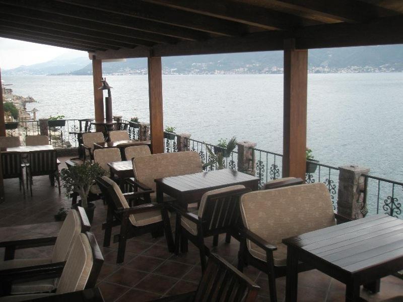 Hotel Anderba Krasići Buitenkant foto